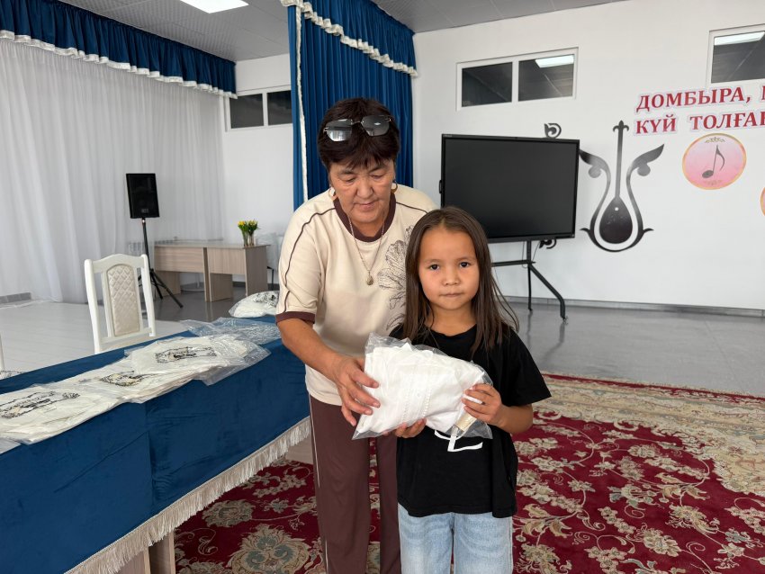 «Мектепке жол» акциясы